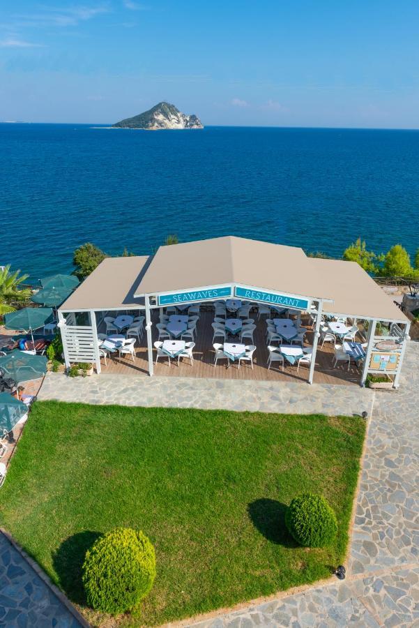 Harmony Hotel Keri Dış mekan fotoğraf