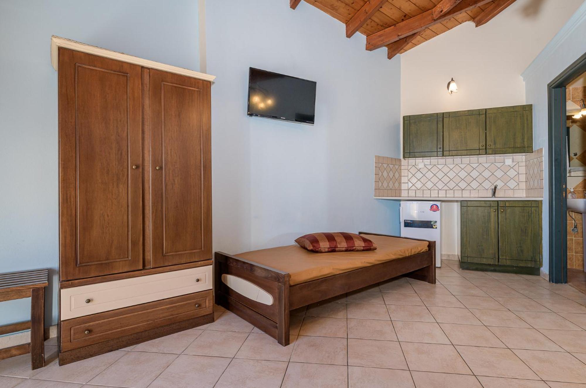 Harmony Hotel Keri Dış mekan fotoğraf
