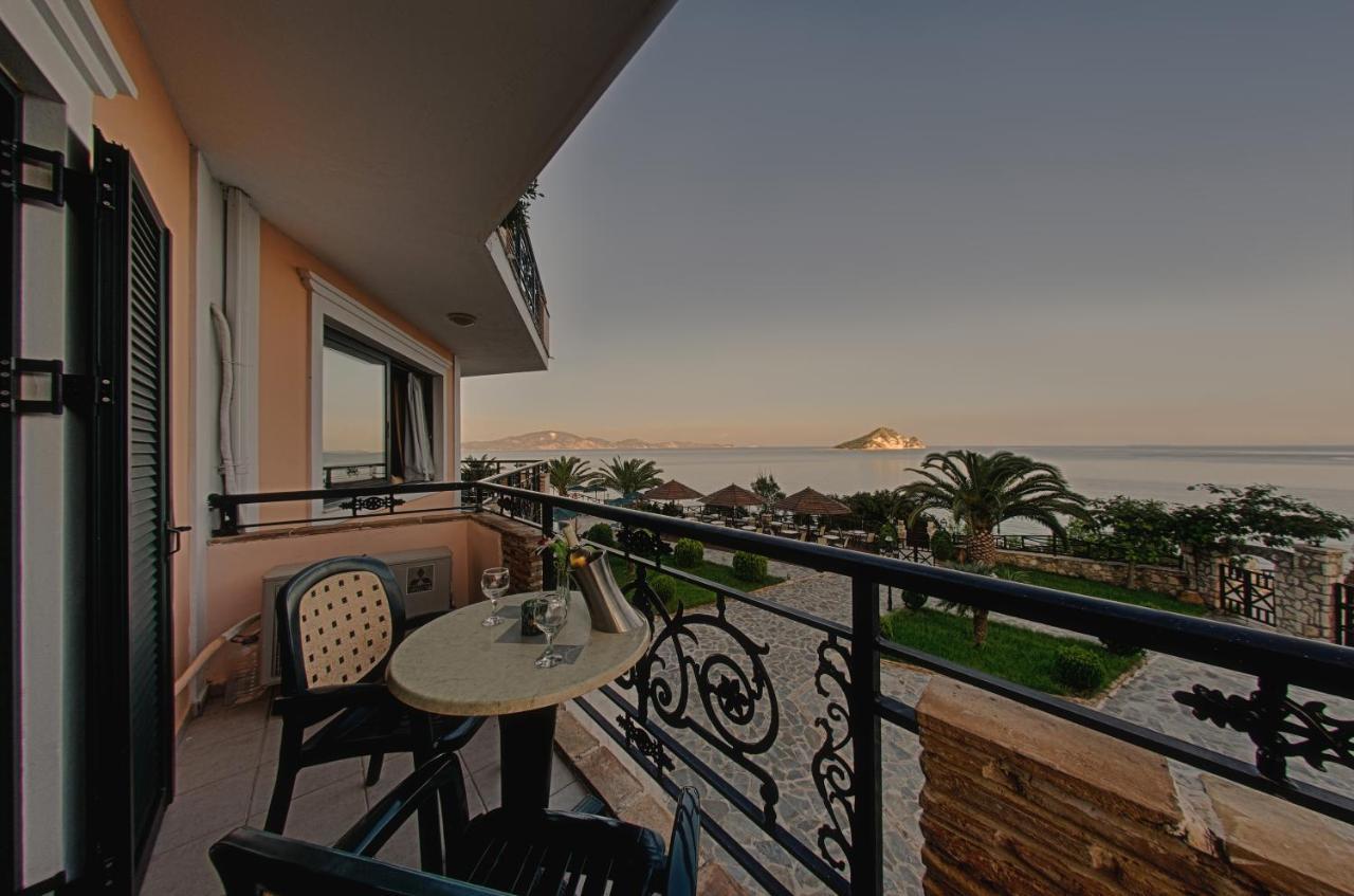 Harmony Hotel Keri Dış mekan fotoğraf